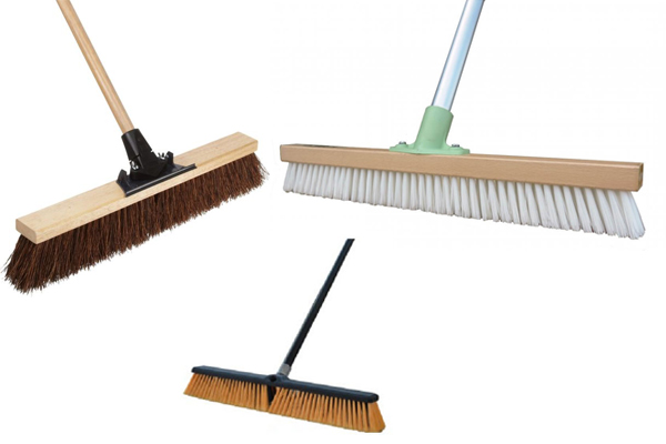 #alt_tagfloor cleaning brush